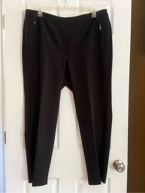 Women’s Black Stretch Zip-Pocket Dress Pants